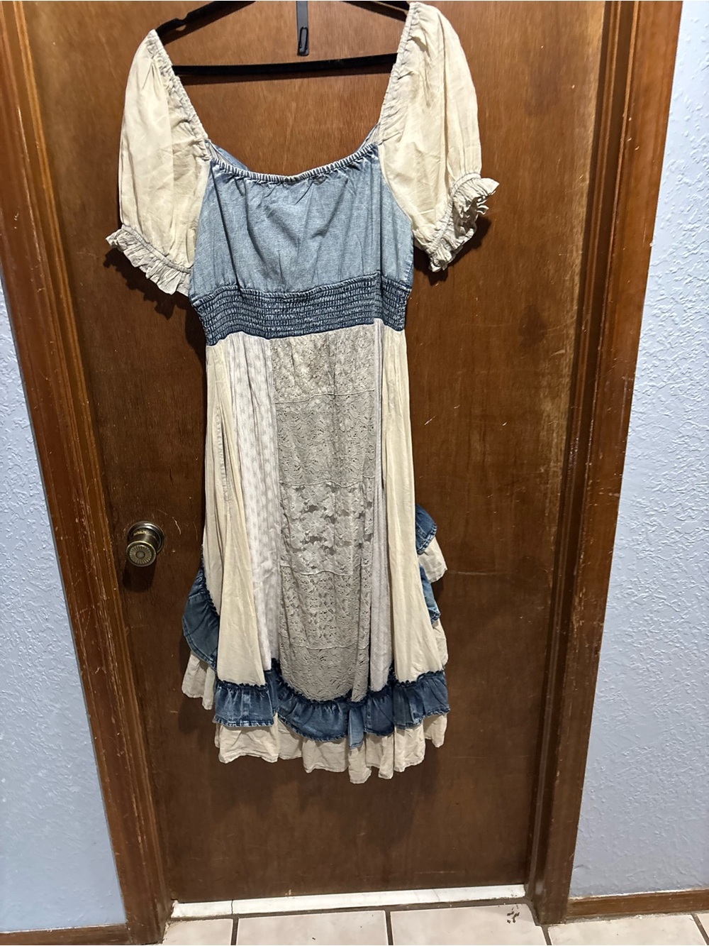 Boho Patchwork Maxi Dress with Puff Sleeves - Neutral & Denim - Picture 3 of 3
